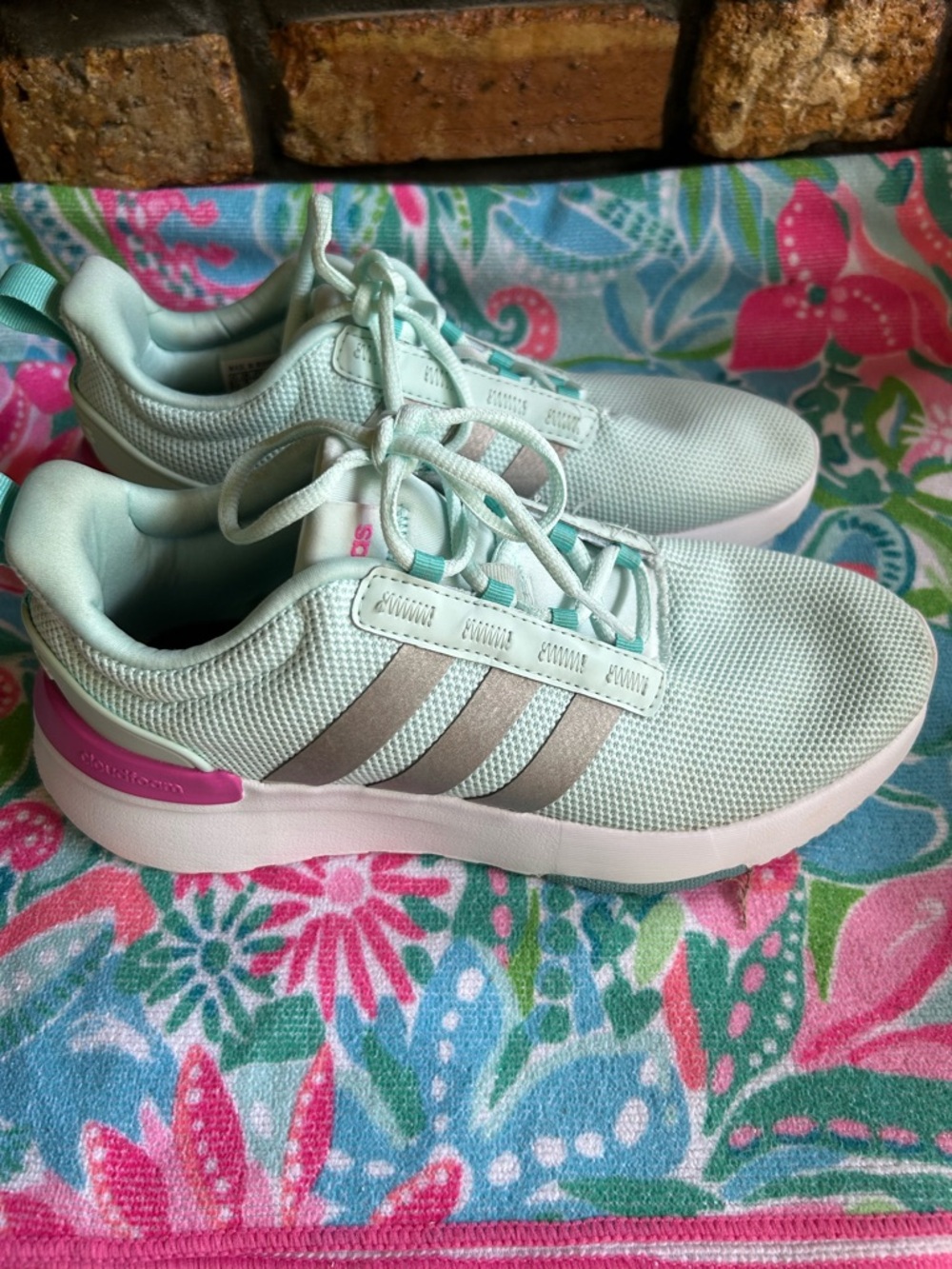 Adidas Primegreen, Lite Racer.